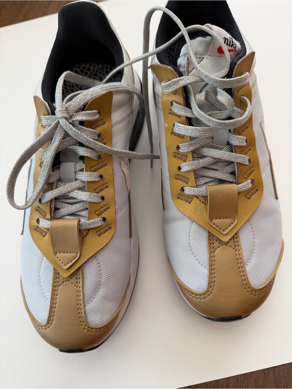 Nike Women’s White and Tan Low-Top Sneakers